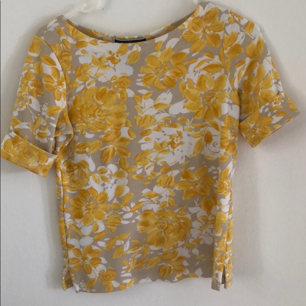 ❤️Karen scott petite shirt(3 for $15)